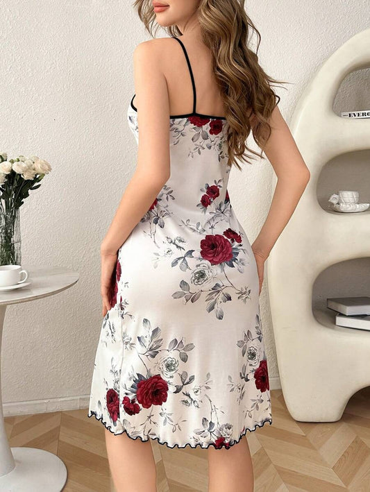 SHEIN فستان نوم أنيق ومريح مزخرف بنقشة زهور