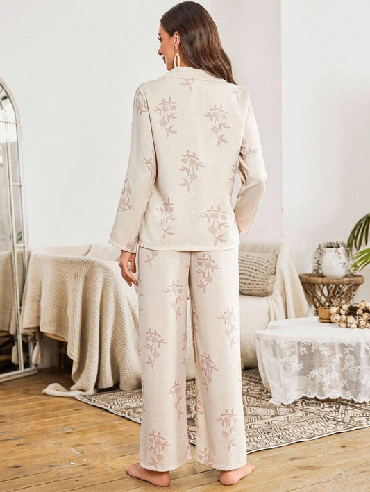 SHEIN طقم بيجامة بطبعة أزهار وياقة مقلوبة مشمشي