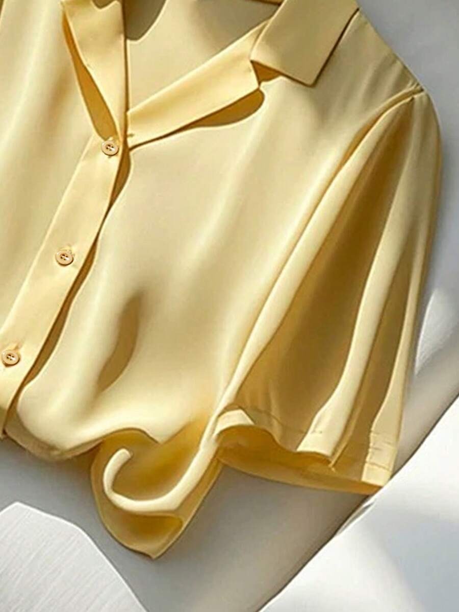 SHEIN بلوزة كاجوال صيفية بلون أصفر مبهج