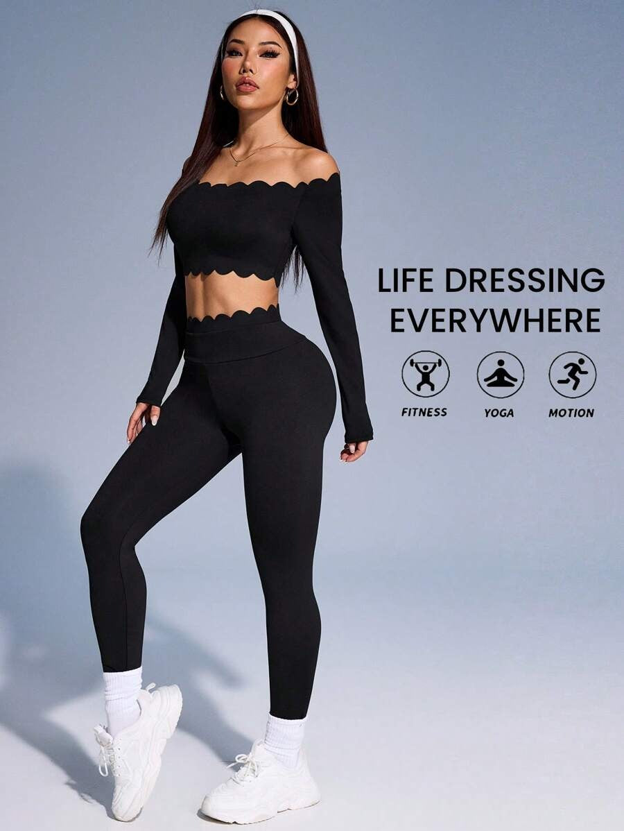 SHEIN طقم رياضي نسائي مزين بأزهار أسود