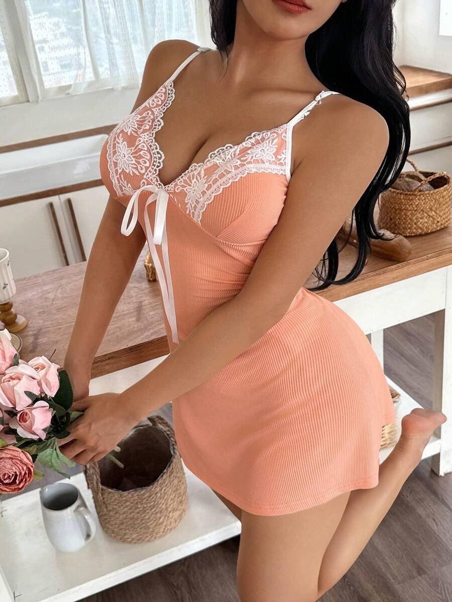 SHEIN Snug Zone قميص نوم مثير بشريط دانتيل بلونين متباينين