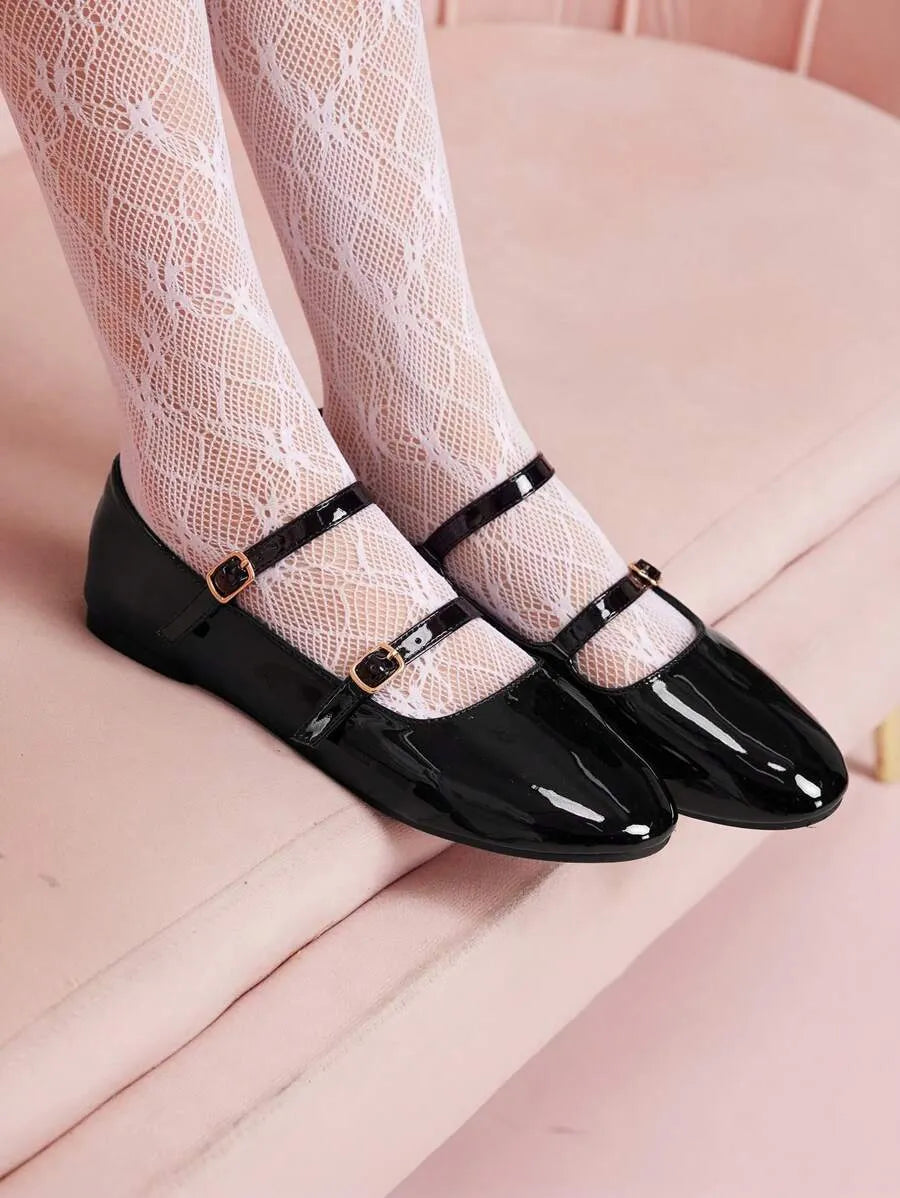 SHEIN CUCCOO DOLLMOD أحذية نسائية مسطحة ماري جين سوداء بحزامين