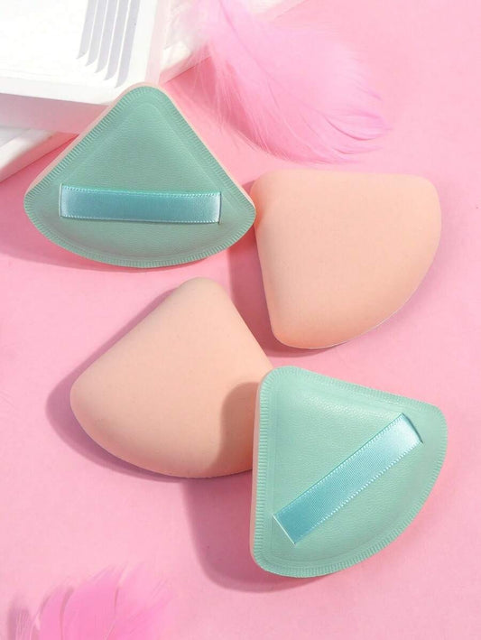 SHEIN MAANGE مجموعة 4 إسفنجة مثلثة ناعمة بلون أخضر