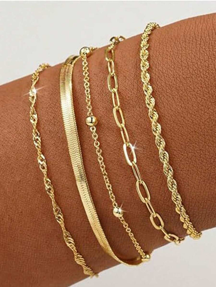 SHEIN طقم 5 أساور أنيقة بلون ذهبي أنيق