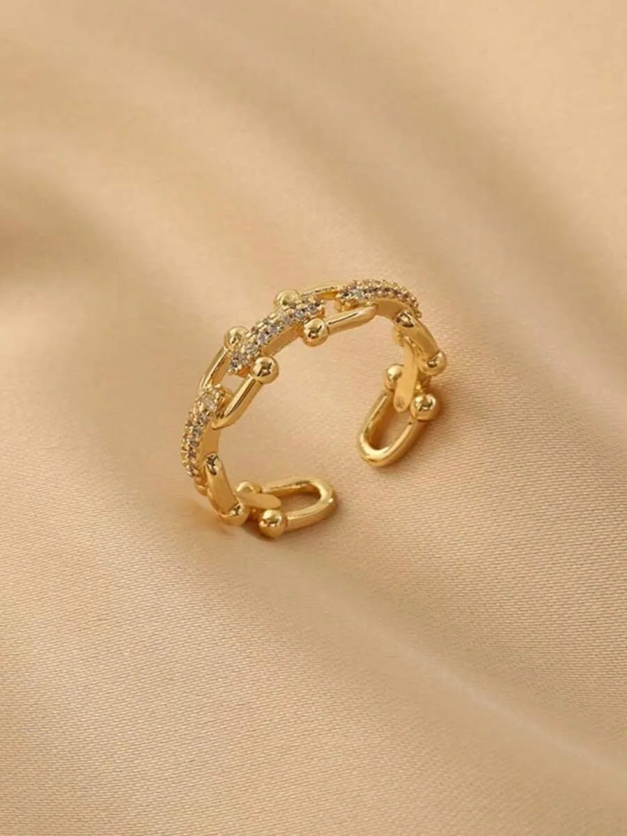 SHEIN خاتم نسائي مفتوح بتصميم حرف U مزين بالزركونيا بلون ذهبي