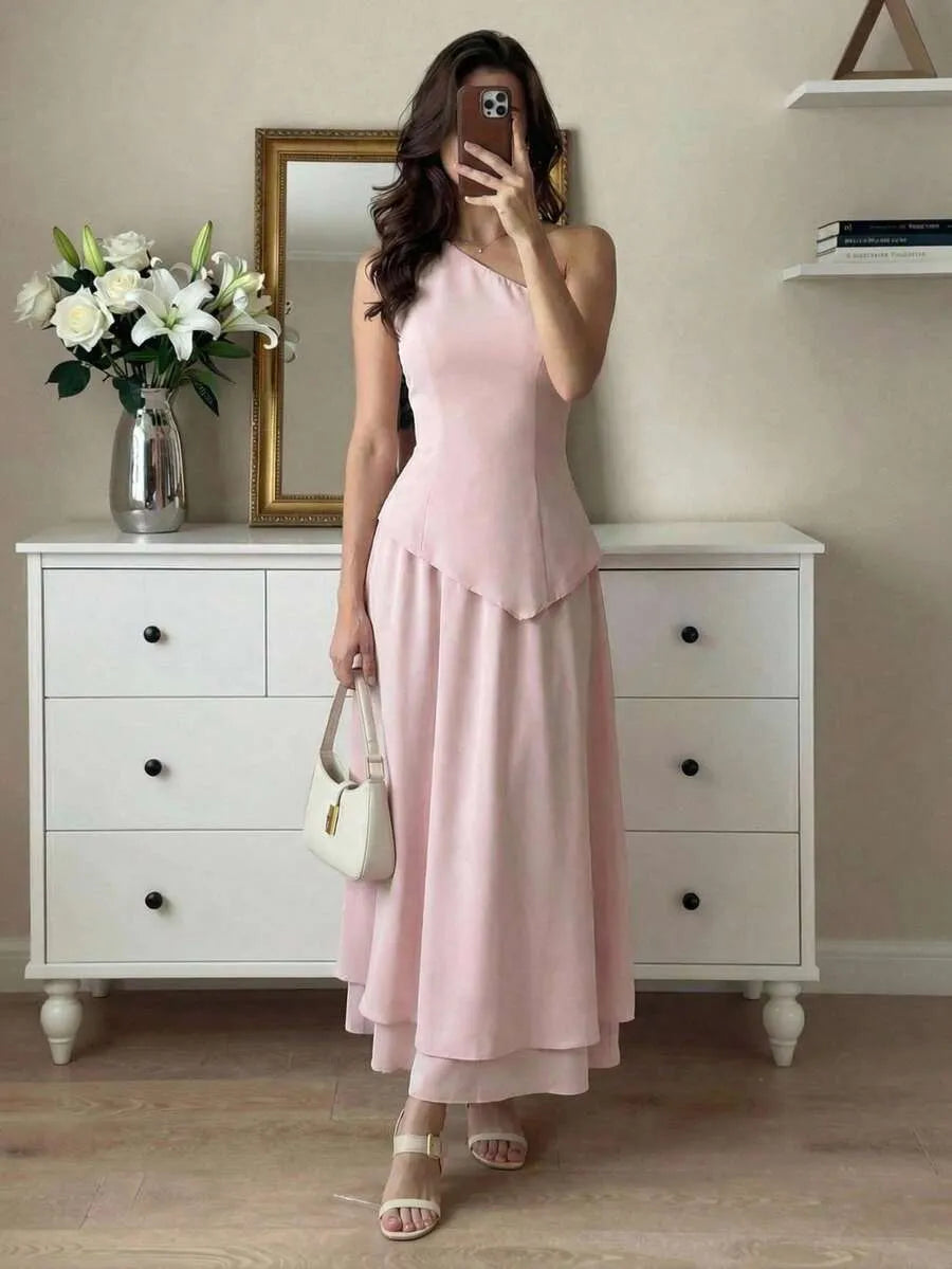 SHEIN Modelyn طقم نسائي قطعتين بدون أكمام بكتف غير متماثل لون أحادي