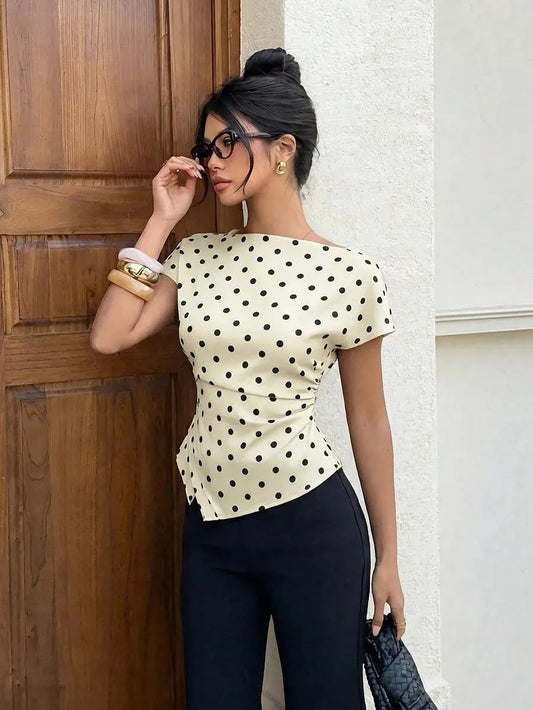 SHEIN Siren Gaze بلوفر نسائي بأكمام قصيرة وخصر مطوي وحافة غير متماثلة