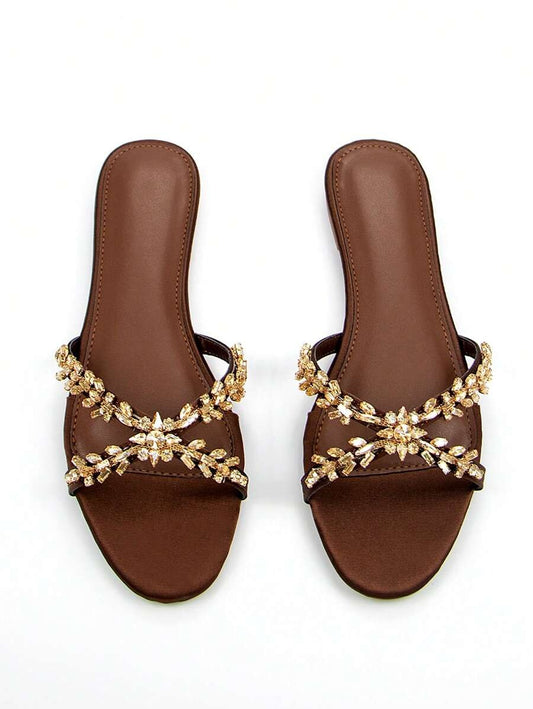 SHEIN صندل مسطح أنيق بلون بني
