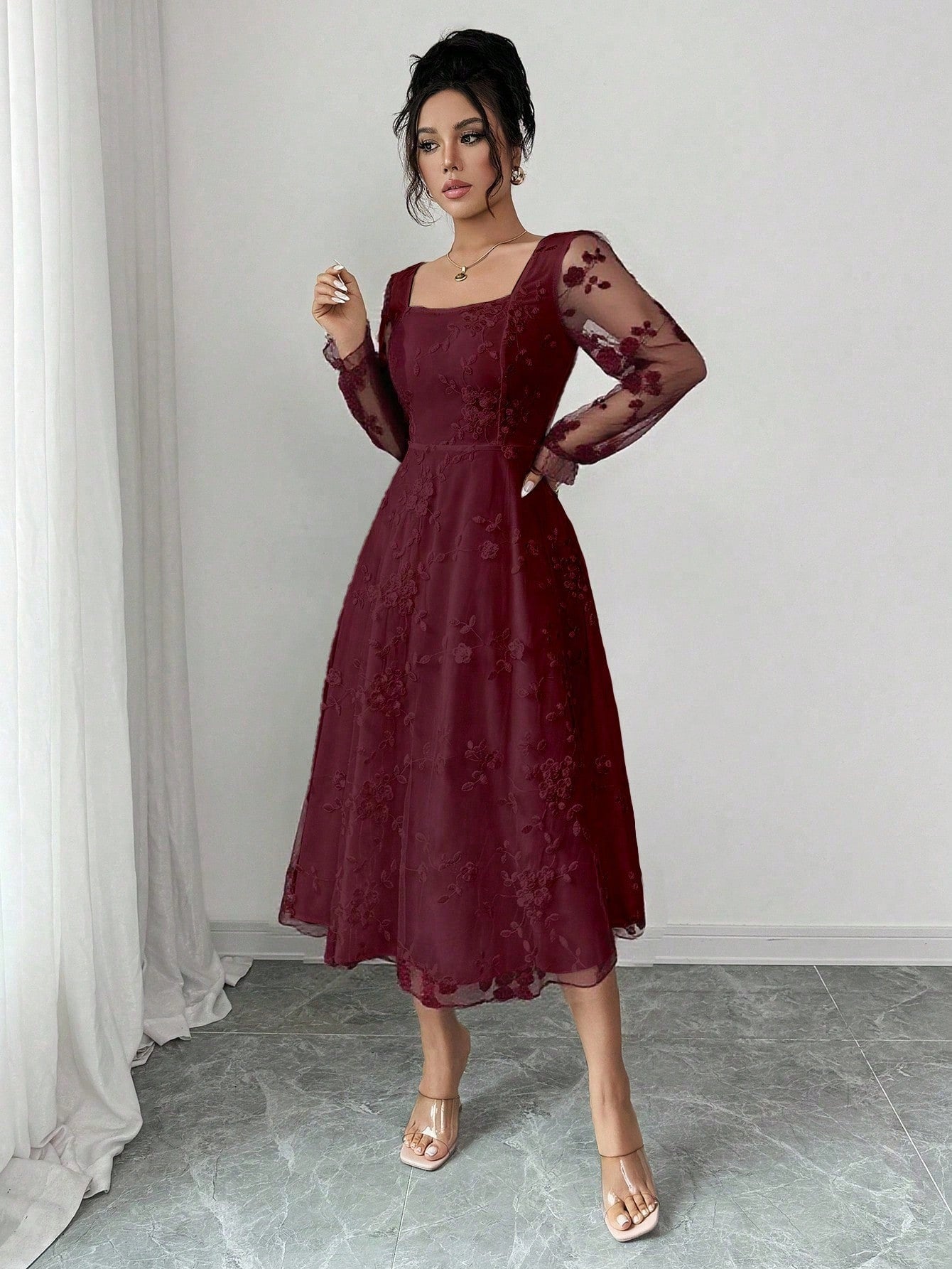 SHEIN Rafferiza فستان جاكار مطرز بالدانتيل أنيق