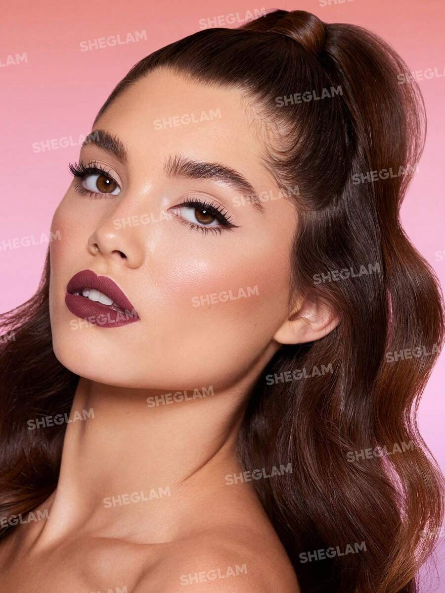 SHEGLAM Dynamatte Boom Dare To Be أحمر شفاه  كريمي مطفي، ثابت ومقاوم للماء