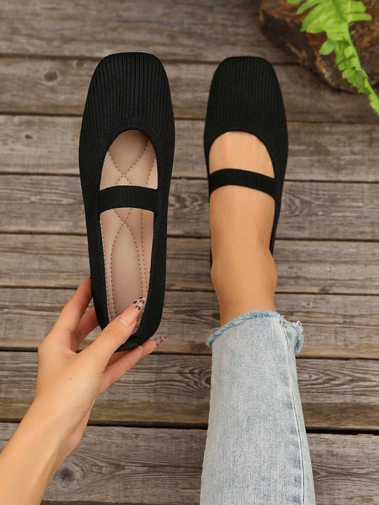 SHEIN صندل نسائي مسطح باللون الأسود