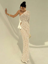 SHEIN Aloruh فستان ابيض طويل كتف واحد مزين برباط وفراشات