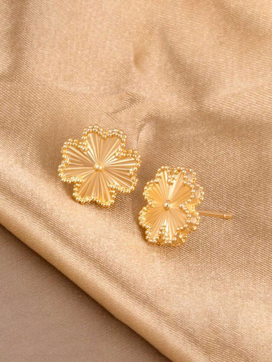 SHEIN زوج أقراط ناعم