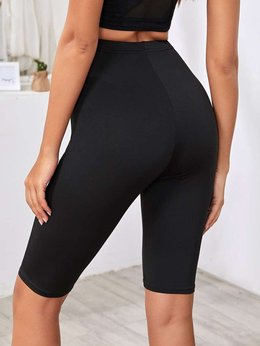 SHEIN شورت رياضي نسائي وبخصر عالي لون أسود