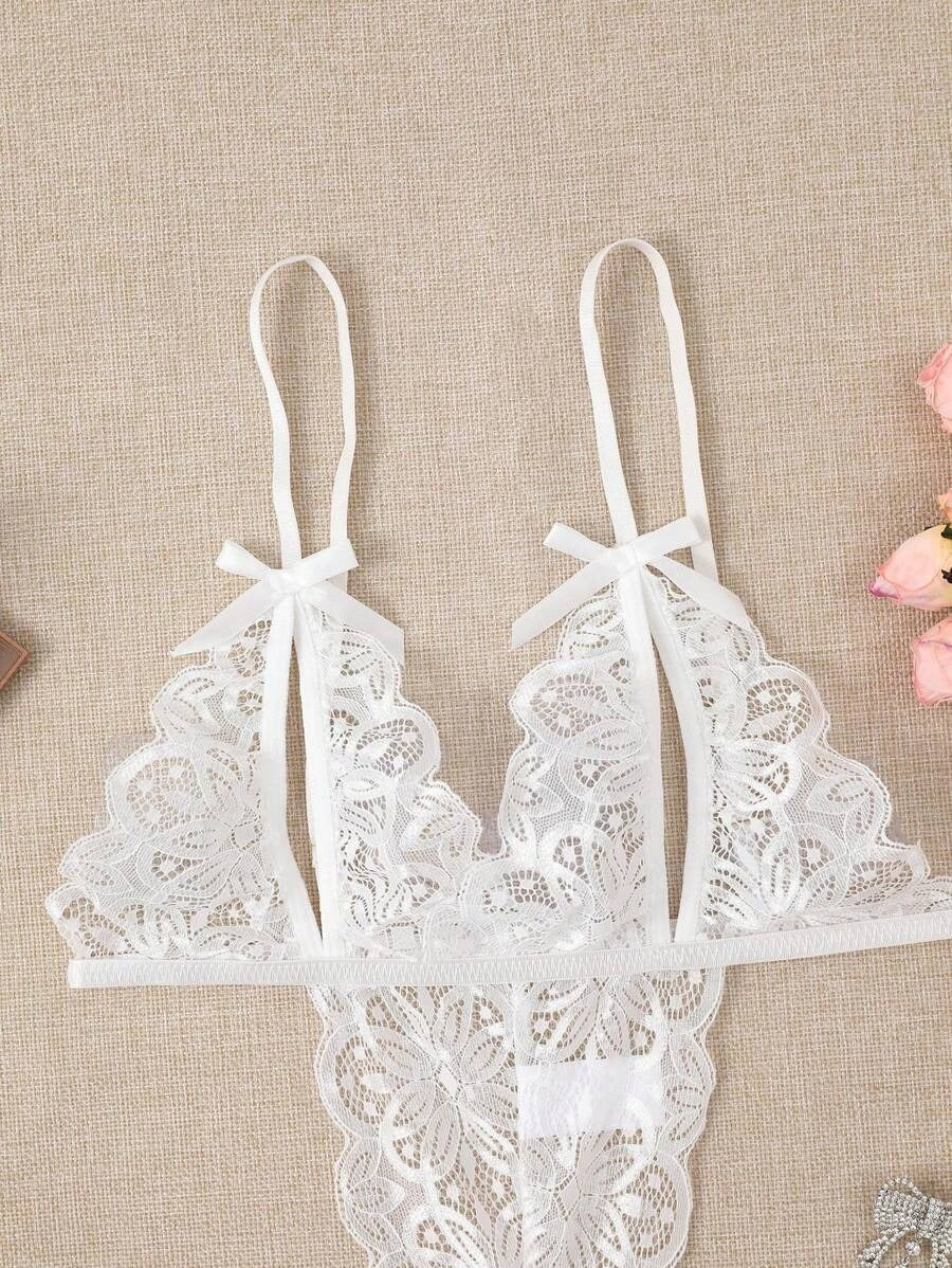 SHEIN بدلة لانجري بتطريز شفاف لون أبيض