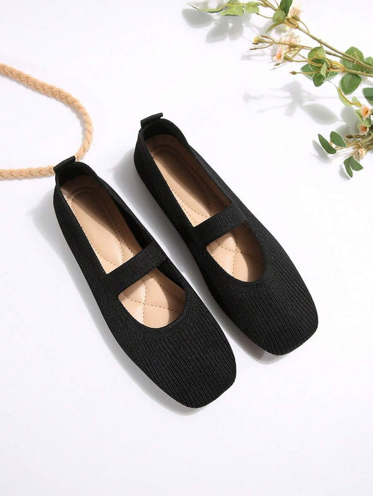 SHEIN صندل نسائي مسطح باللون الأسود