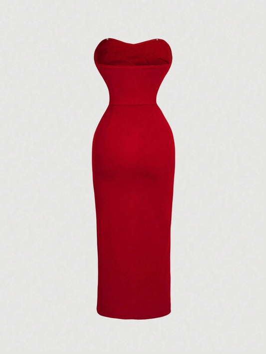 SHEIN MOD فستان أحمر ضيق بدون أكتاف بطبعة ورود
