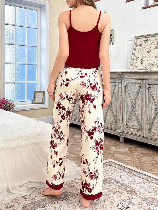 SHEIN CottageSlumber طقم بيجامة بحمّالات وطباعة ورود