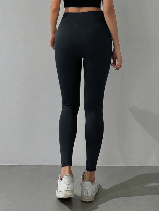 SHEIN سروال رياضي ضيق بخصر عالي لون أسود