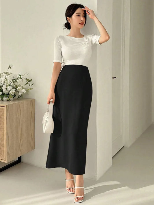 SHEIN DAZY تنورة ميد سوداء أنيقة بتصميم ذيل السمكة وشق خلفي