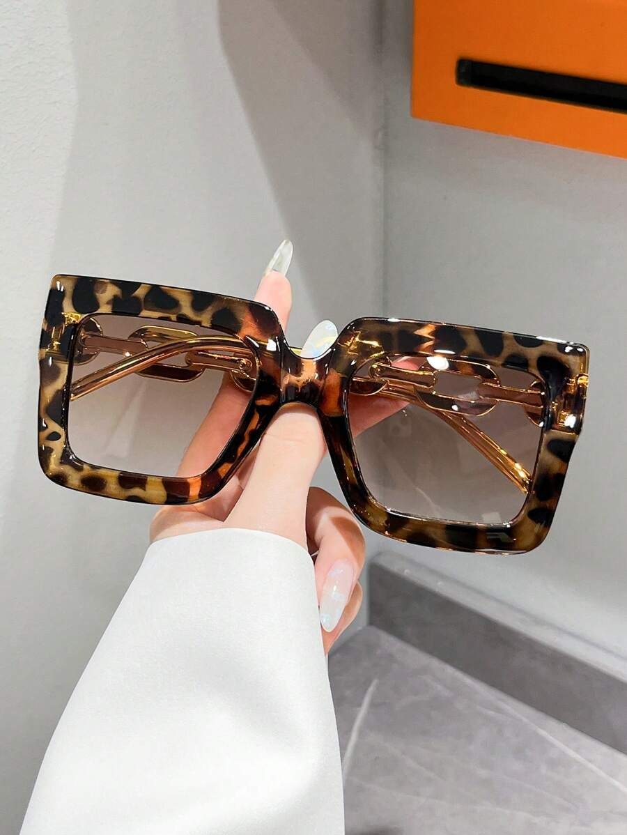 SHEIN نظارات شمسية مربعة بطباعة النمر