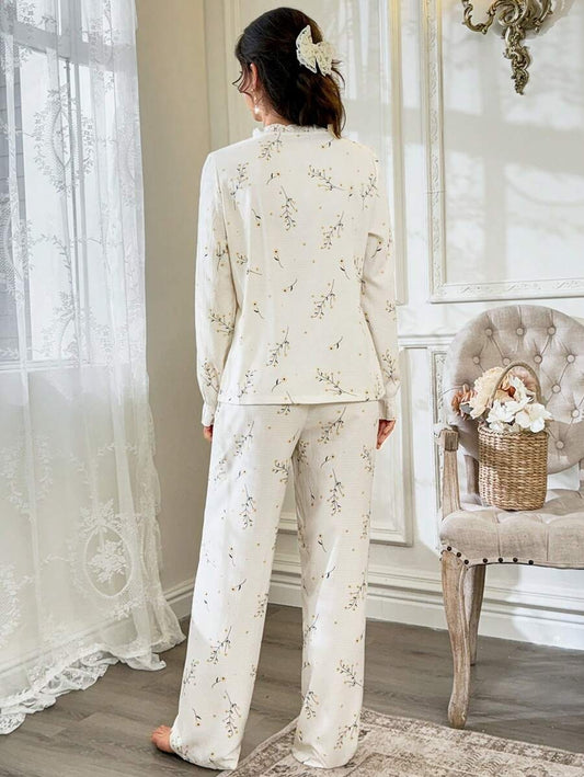 SHEIN CottageSlumber طقم بيجامة بلون مشمشي مع ربطة عنق