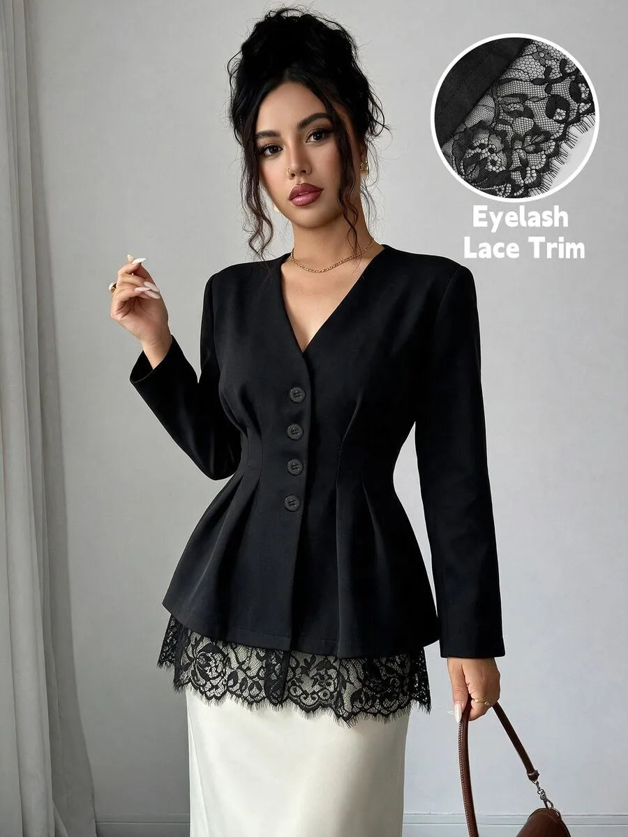 SHEIN Elenzya معطف مطوي بتفاصيل دانتيل على شكل رموش