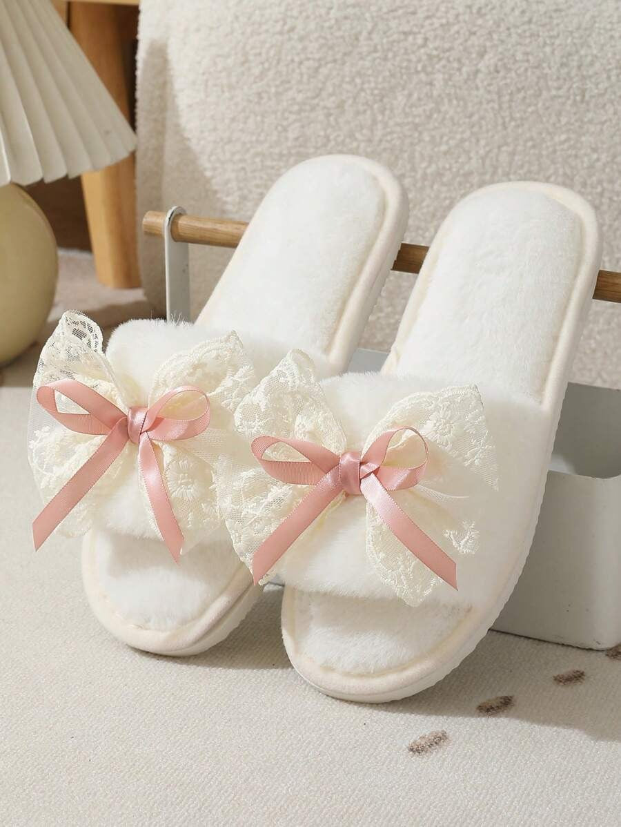 SHEIN شبشب منزلي فرو بعقدة فراشة لون أبيض