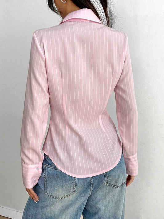 SHEIN Flirla قميص كاجوال خفيف ومريح مخطط بلون وردي