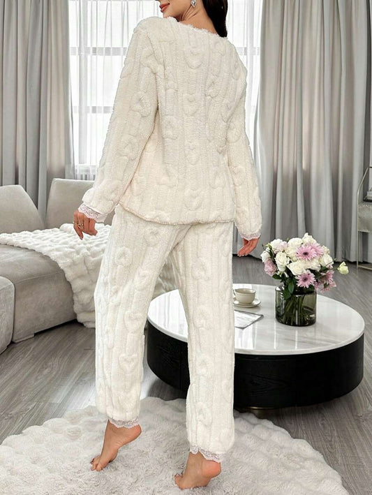 SHEIN طقم بيجامة ناعم من قطعتين  دانتيل وقطيفة