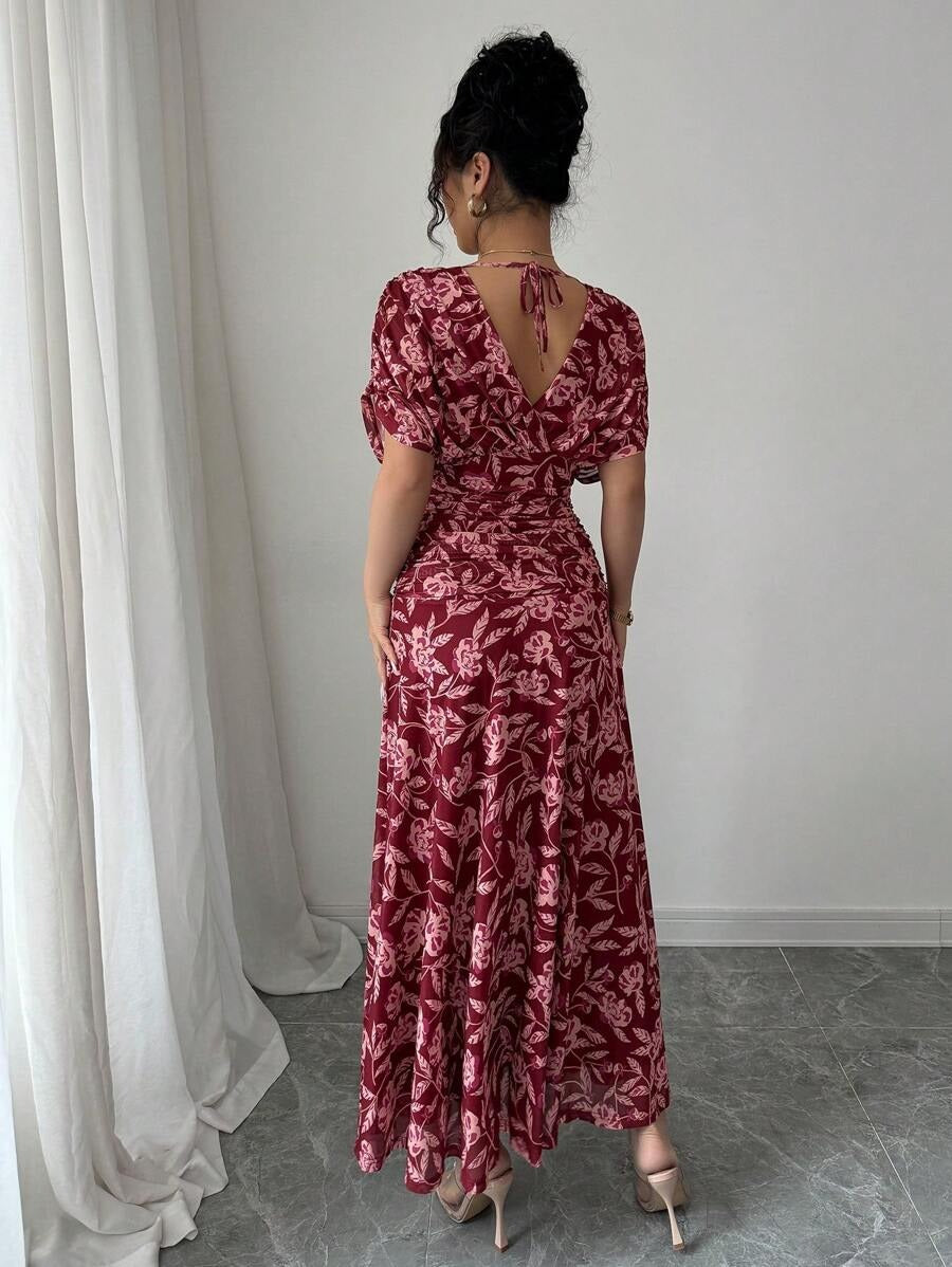 SHEIN Elenzga فستان بطبعة رخام وياقة وأكمام واسعة لون عنابي