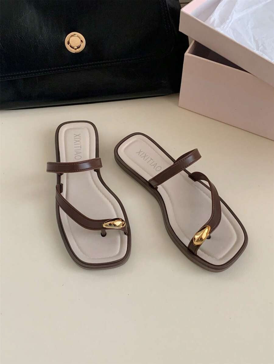 SHEIN XIXITIAO نعال صيفية بلون بني