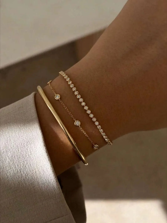 SHEIN مجموعة أساور سلسلة مرصعة بالزركونيا والراينستون رقيقة وبسيطة للنساء
