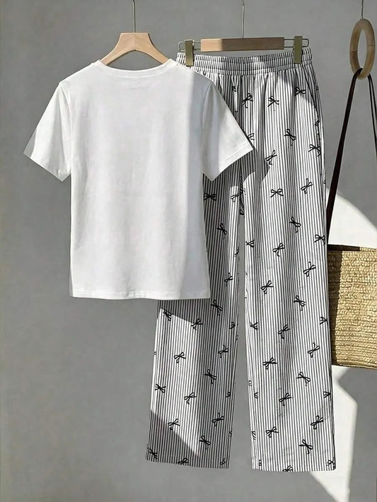 SHEIN Comfortcana طقم نسائي كاجوال بقميص مطرز بفيونكة وبنطال مخطط بطبعة الفيونكات