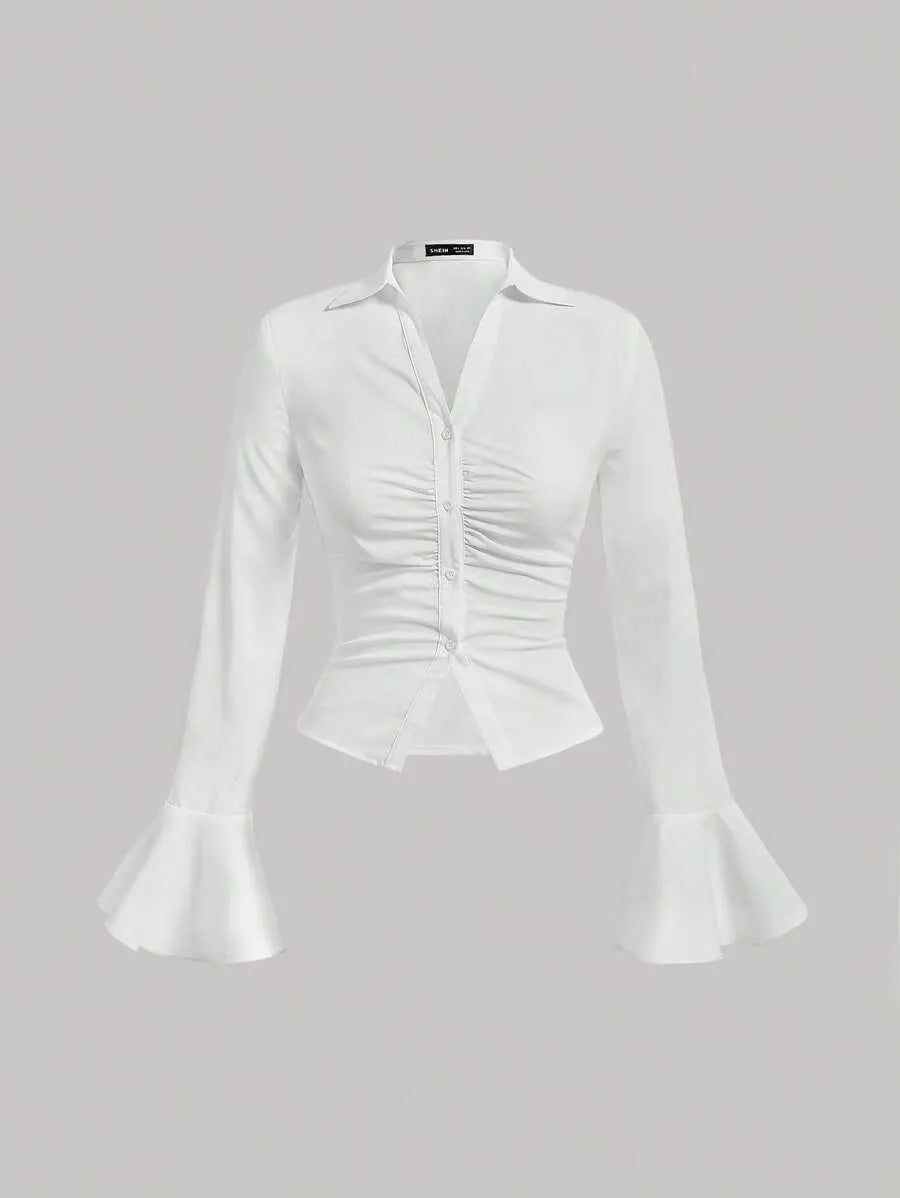 SHEIN MOD قميص نسائي بأكمام واسعة وثنيات أمامية وتفاصيل دانتيل بلون أبيض