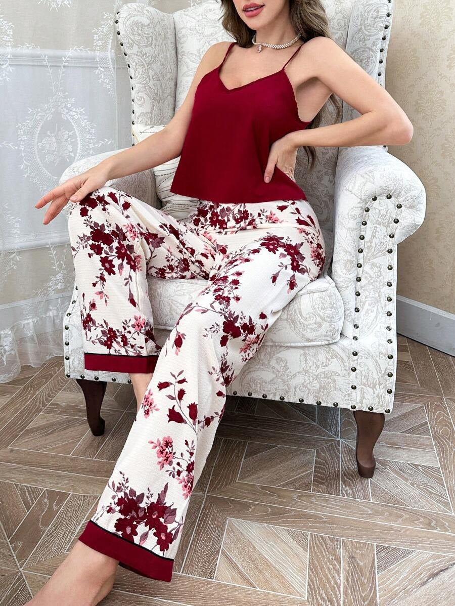SHEIN CottageSlumber طقم بيجامة قطعتين قميص كامي وبنطلون مطبوع