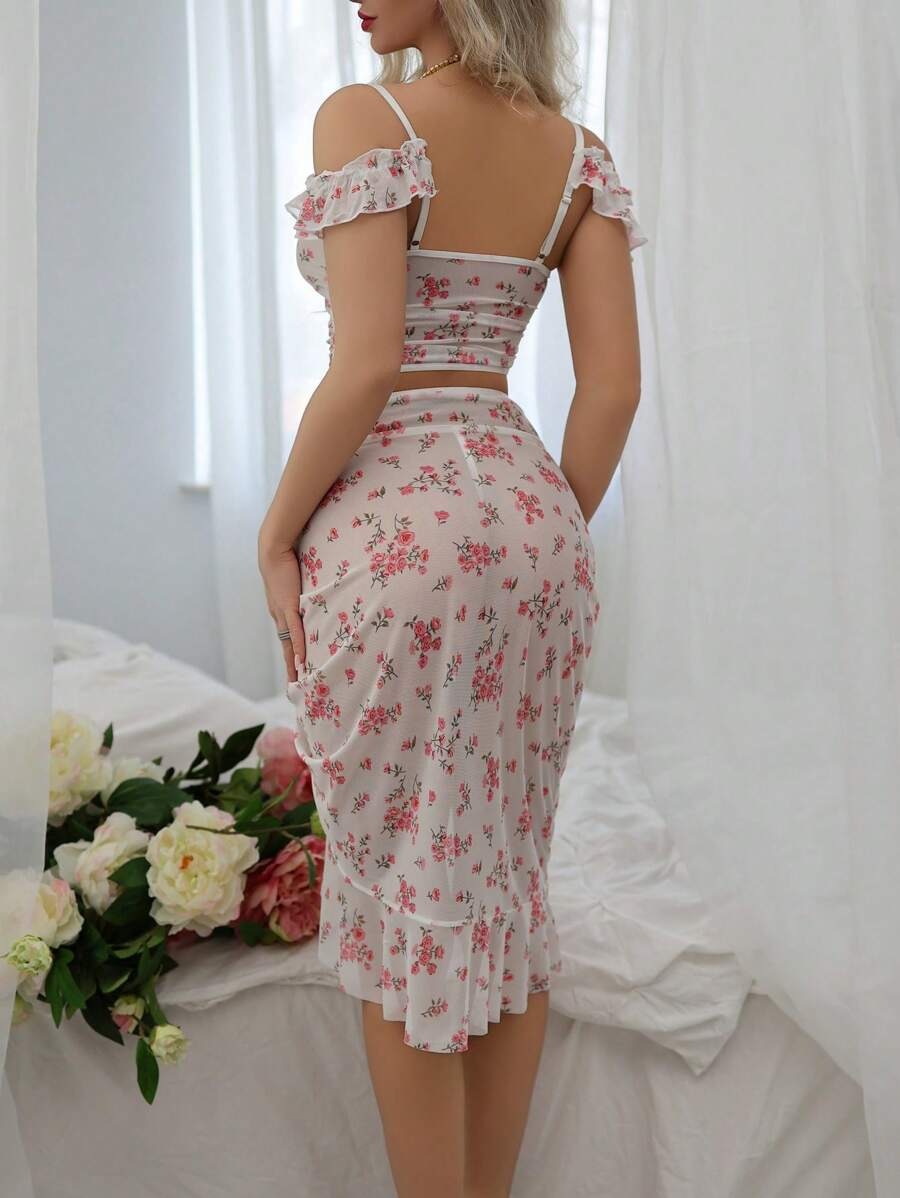 SHEIN طقم ٣ قطع بطبعة زهرية وتصميم مكشكش