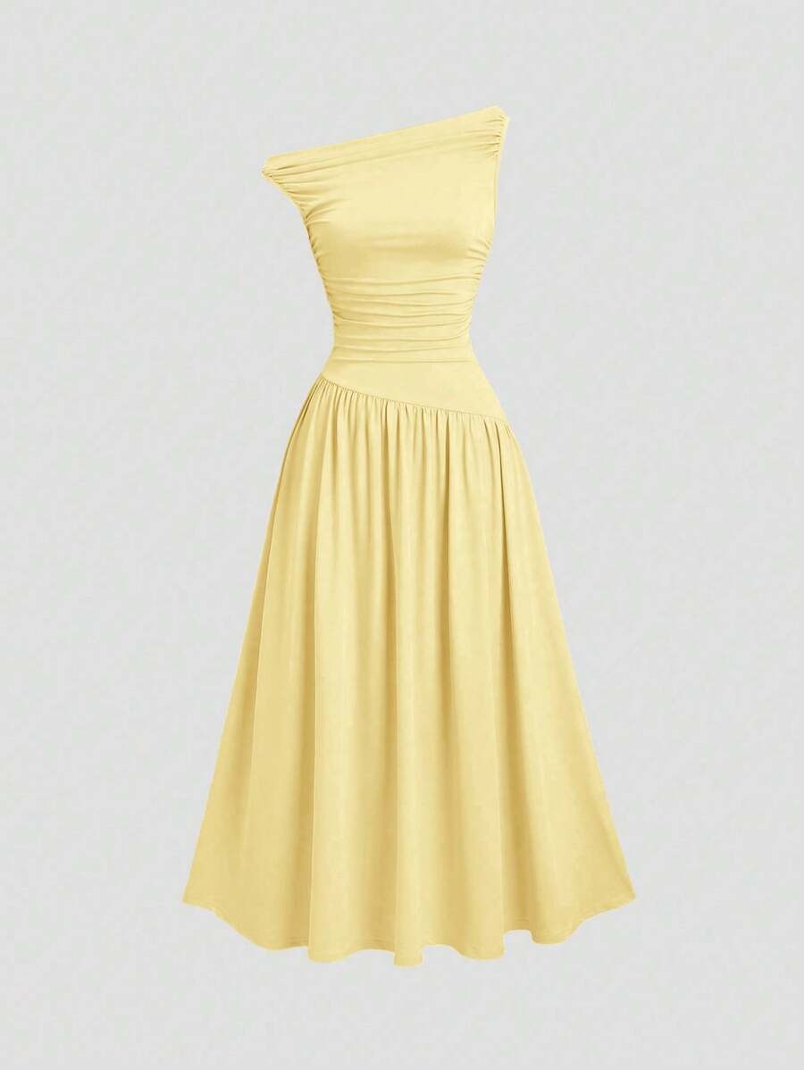 SHEIN Sweetra فستان طويل بلون أصفر أنيق بدون أكمام