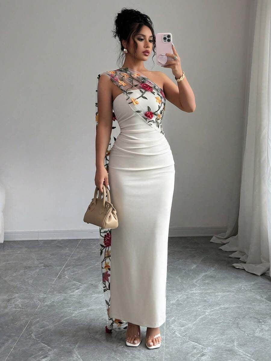 SHEIN Elenzga فستان ضيق مكشوف الظهر مع شق خلفي بلون مشمشي