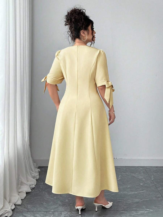 SHEIN Elenzga فستان أصفر أنيق
