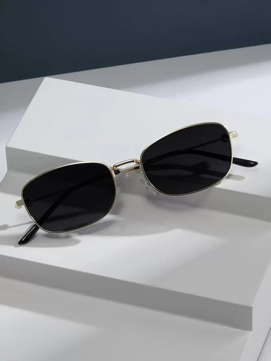 SHEIN نظارات شمسية معدنية مستطيلة  لون أسود