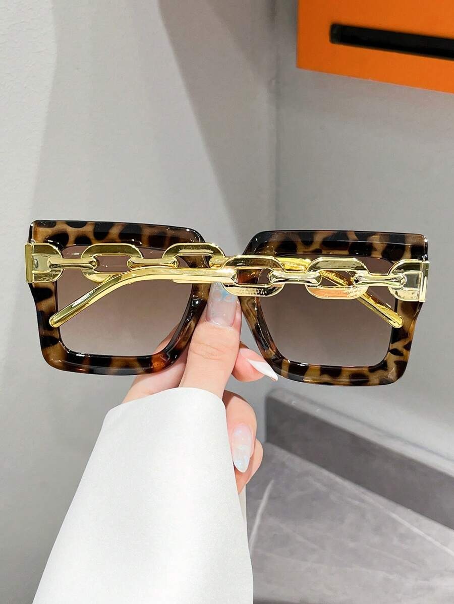SHEIN نظارات شمسية مربعة بطباعة النمر