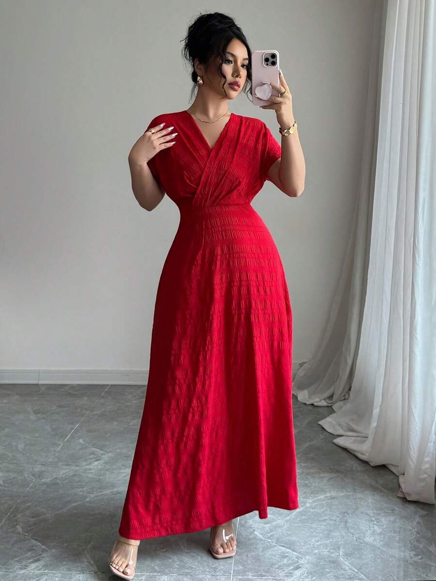 SHEIN Rafferiza فستان احمر أنيق بأكمام جناح خفاش