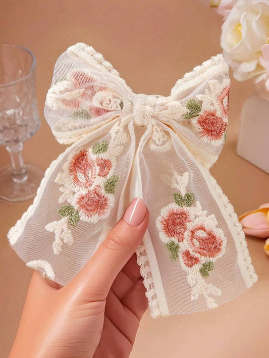 SHEIN مشبك شعر نسائي مزين بوردة ملونة مطرزة بالدانتيل