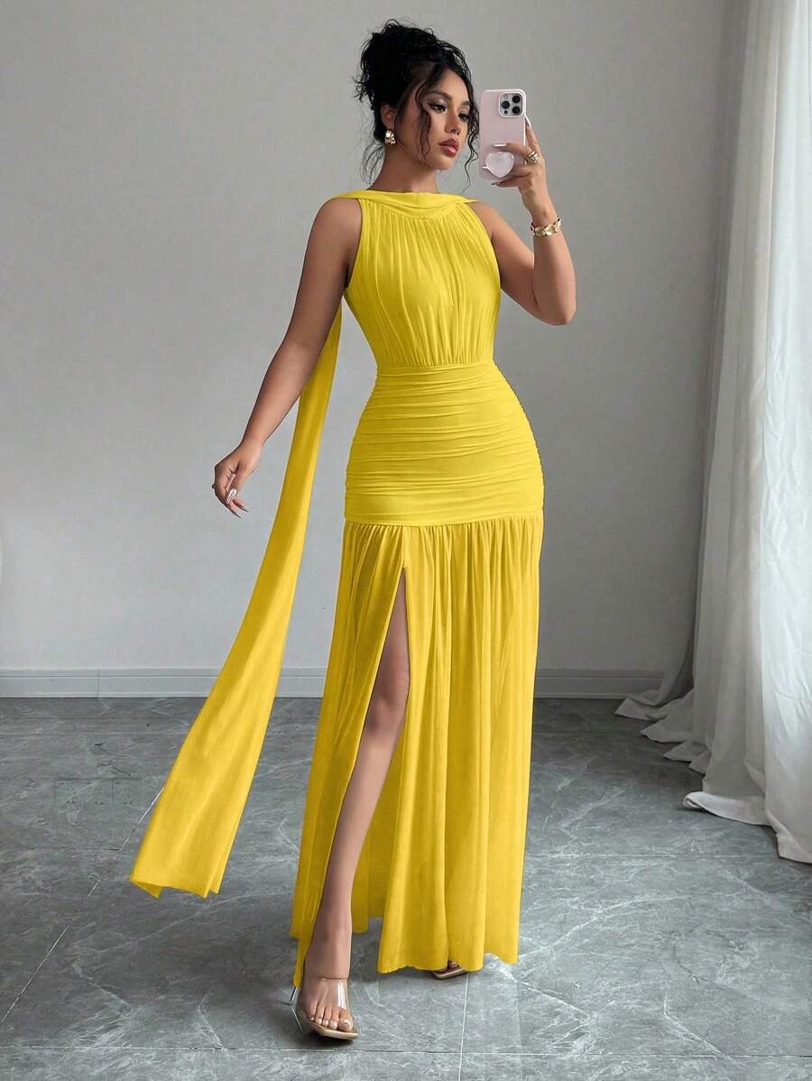 SHEIN Elenzga فستان اصفر بدون أكمام وظهر مكشوف