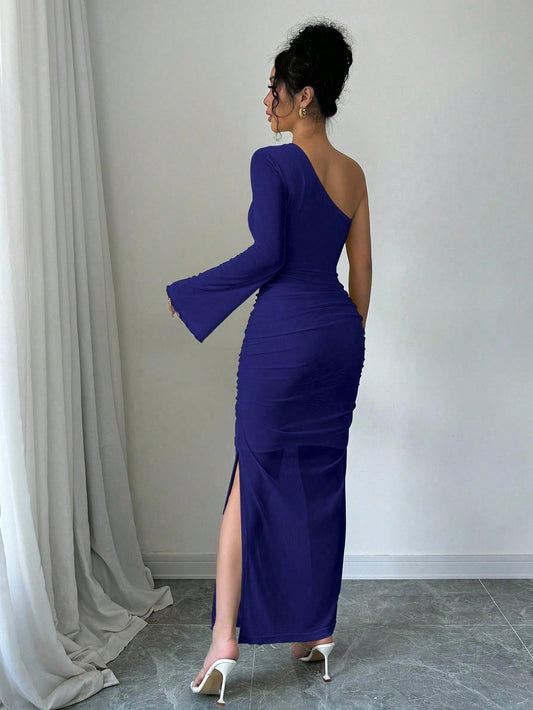 SHEIN Rafferiza فستان ماكسي بأكمام طويلة وياقة غير متماثلة