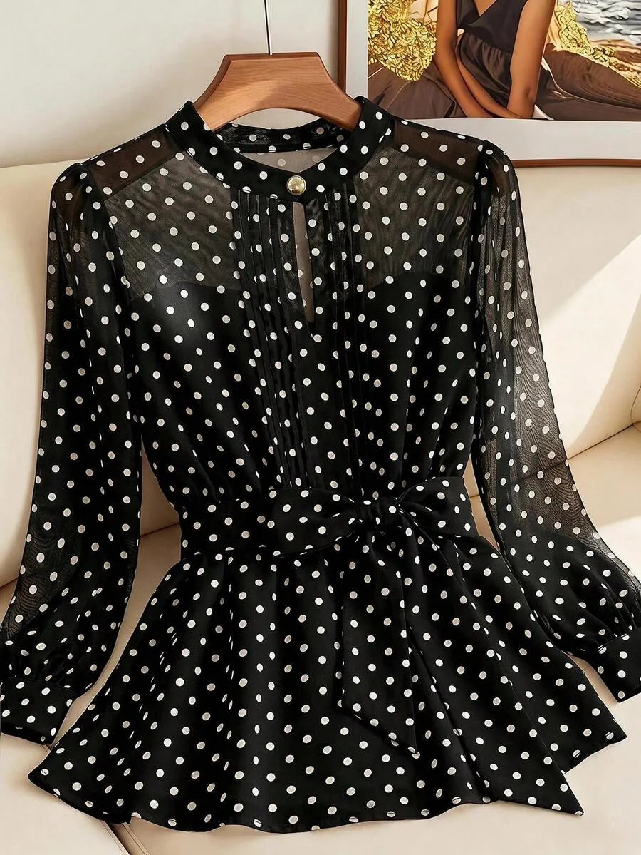 SHEIN Clasi بلوزة نسائية أنيقة بنقشة المنقط مع حزام خصر