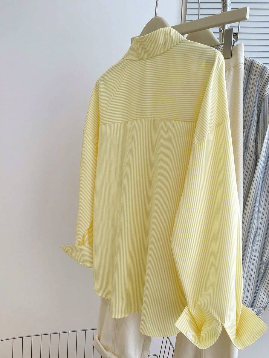 SHEIN قميص أصفر كاجوال وأكمام طويلة مميزة
