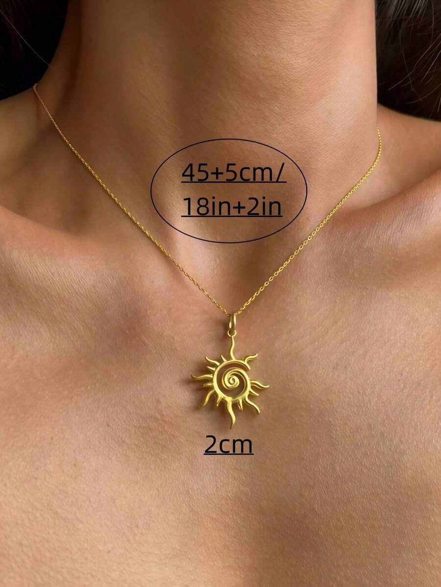 SHEIN 18K قلادة بشكل شمس مطلية ذهب من الفولاذ المقاوم للصدأ
