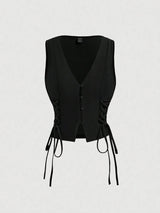 SHEIN MOD توب واسع بدون أكمام ورباط جانبي وتفاصيل حلقات معدنية بلون أسود
